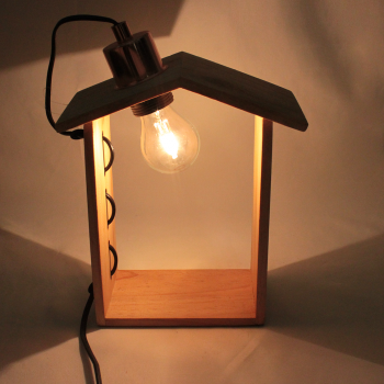 Lampe de table design maison bois et cuivre
